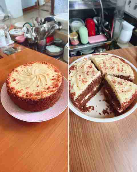 Keto Red Velvet Cake with Cream Cheese Frosting 🧂 Ingredients For the Cake: 2 cups almond flour ¼ c...
