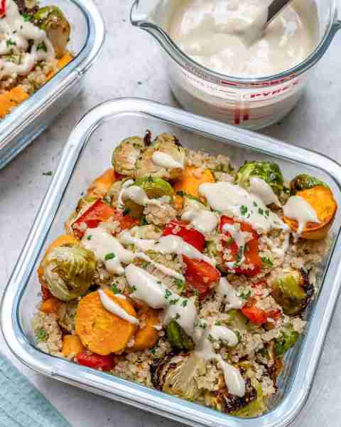 Roasted Veggie + Quinoa Meal Prep Bowls By popular request: Meatless Meal Prep inspiration for ya! A...