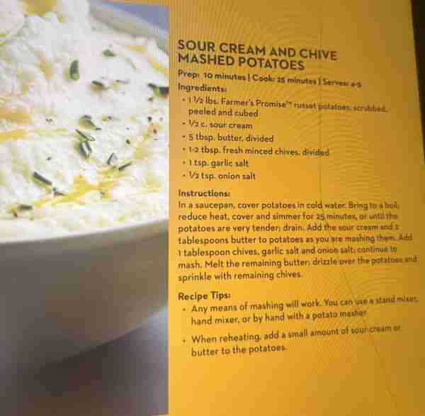 Sour Cream and Chive Mashed Potatoes #yum #mashedpotatoes #chives