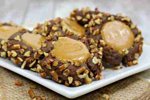 Classic Turtle Thumbprint Cookies! ❄☃️ Chocolate-y, Caramel-y Cookies for Christmas! 🎄 RECIPE BELOW!