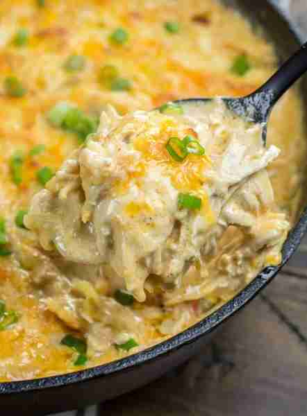 This One Pan Keto Green Chili Chicken is a cheesy low carb casserole! Less than 4 net carbs per serv...