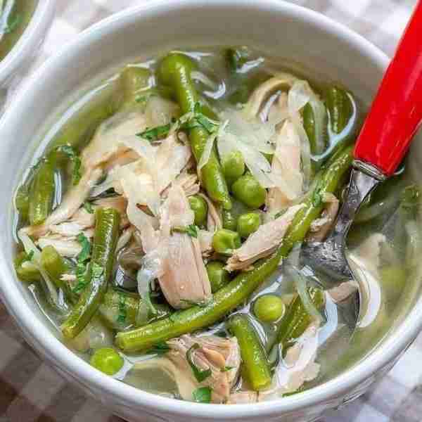 Cabbage Detox Chicken (or Turkey) Soup to Reduce Bloat and Shed Water Weight