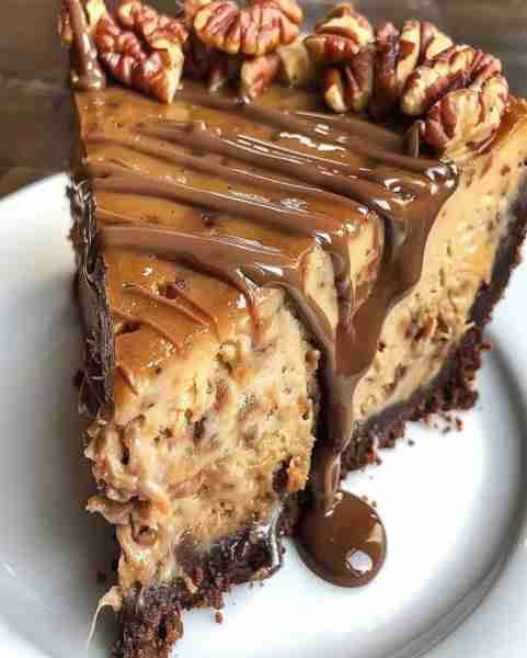 Caramel Pecan Chocolate Cheesecake Ingredients 1 1/2 cups chocolate cookie crumbs 1/4 cup melted but...