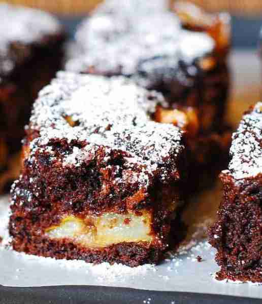 🍐 Easy Chocolate Pear Cake!🍐