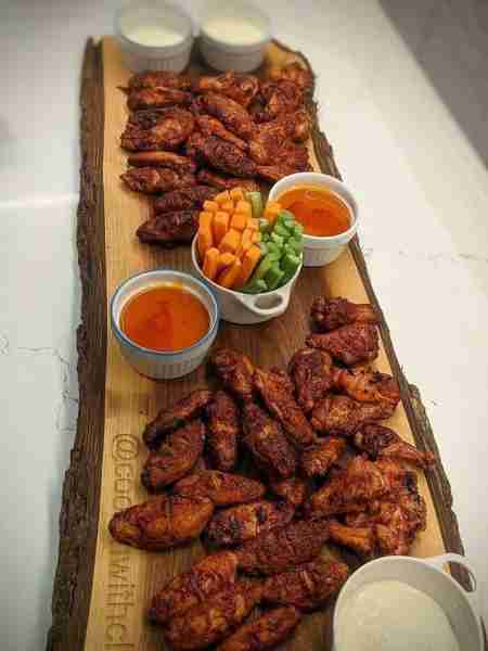 Chicken wing board