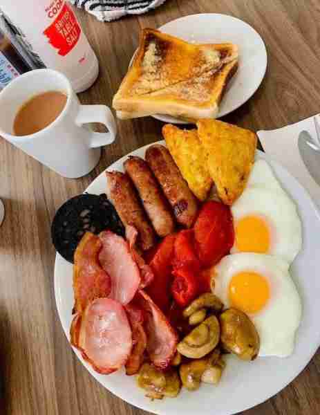 Fry up, no beans I cannot stand them--- Hayley