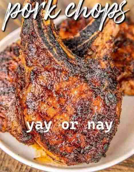 GARLIC BUTTER JUICY PORK CHOPS - OMG DON'T LOSE THIS😋 INGREDIENTS 2 medium-sized pork chops, herita...
