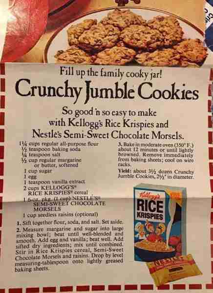 Crunchy Jumble Cookies Follow me here at Tami’s Home & Pantry #cookies #holidaybaking #kelloggs