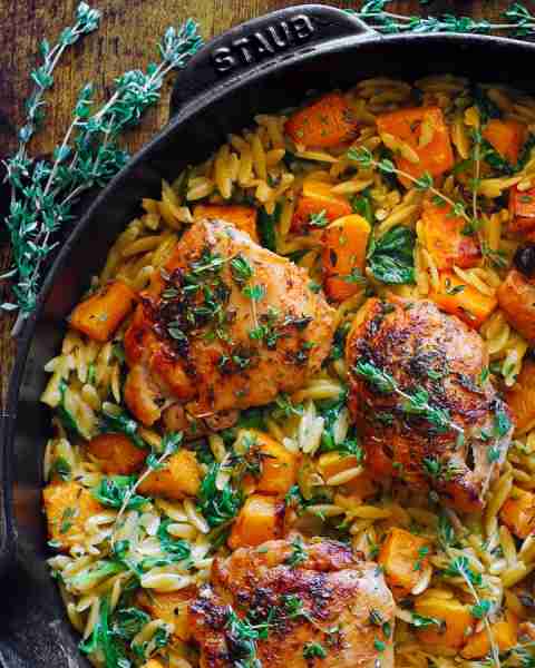 🍁🍂 𝐅𝐀𝐋𝐋 𝐃𝐈𝐍𝐍𝐄𝐑 - Creamy Chicken Orzo with Roasted Butternut Squash and Spinach. 🍁🍂