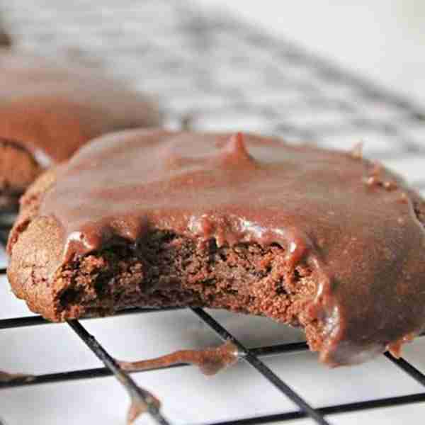 Texas Sheet Cake Cookies! 🤎 We're in love with this recipe! 🤎 RECIPE BELOW!