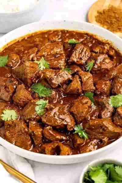 Crockpot chicken and gravy Ingredients 2 packets chicken gravy mix 1 can cream of Chicken Soup 1 can...
