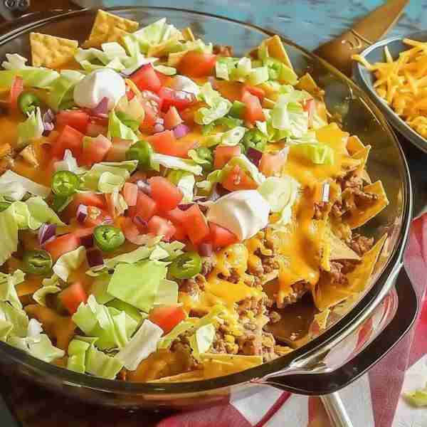 Walking Taco Casserole 𝗙𝗨𝗟𝗟 𝗥𝗘𝗖𝗜𝗣𝗘 𝗕𝗘𝗟𝗢𝗪 👇