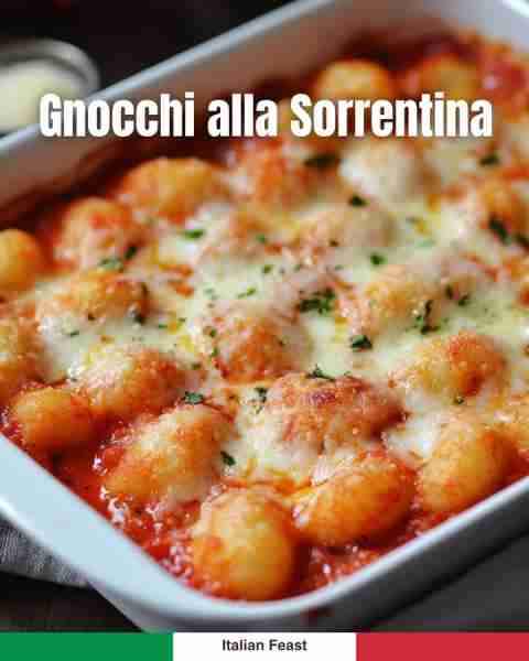 Gnocchi alla Sorrentina 🥔🧀 Soft potato dumplings baked in tomato sauce & cheese – comforting & che...