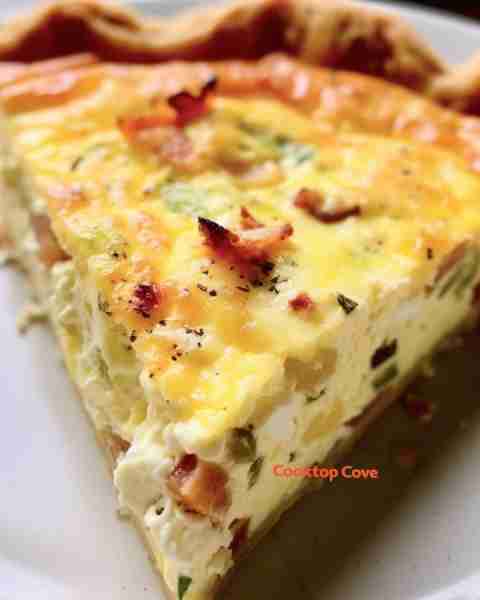 Hands down, the best ever quiche recipe!. Full recipe 👇 💬
