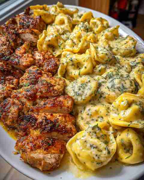 Cheesy Garlic Butter Chicken Tortellini in Creamy Parmesan Sauce Ingredients: 1½ lbs boneless, skinl...