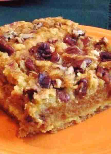 Pumpkin Dump Cake! Ingredients: 1 yellow cake mix (reserve 1 cup) 3/4 cup butter, softened (1-1/2 s...