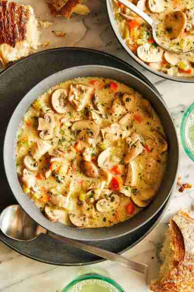 Creamy Chicken and Mushroom Soup - Velvety creamy mushroom soup! So cozy, comforting, hearty. A 30 m...