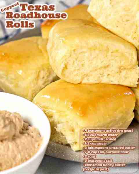 😍😋 You're going to LOVE these light and fluffy Texas Roadhouse Rolls! Get recipe in first comment...