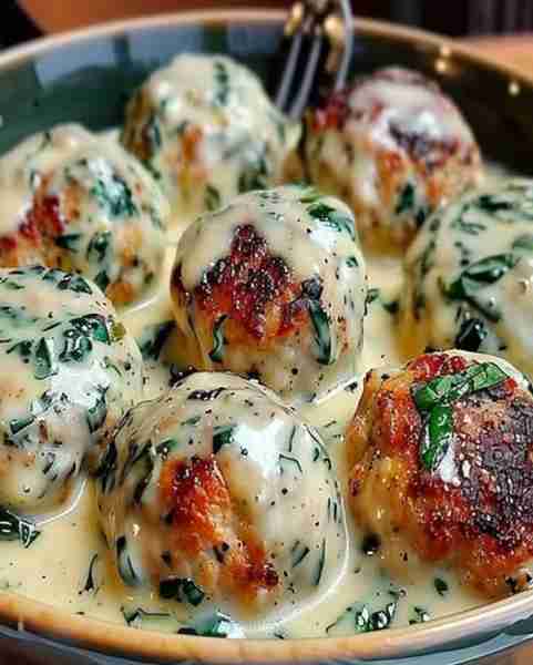 CHICKEN RICOTTA MEATBALLS WITH SPINACH ALFREDO SAUCE ingredients For the Meatballs: 1 lb ground chic...
