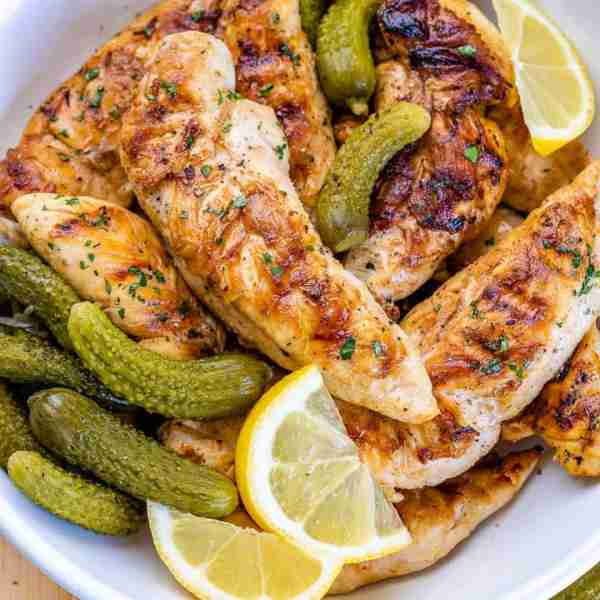 Pickle Juice Marinated Chicken Tenders 🥒🥒🥒 What to do with all the leftover pickle juice! YEP! It...