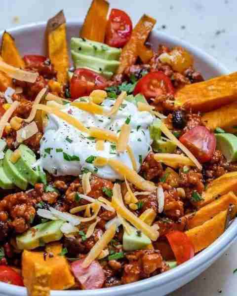 "This was PHENOMENAL! Loved all of the flavors together!" -Jeni Marciniak ULTIMATE LOADED Chili Swee...