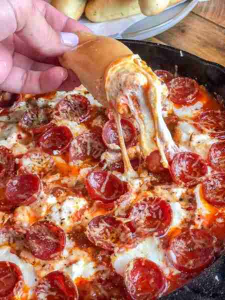 Game-Changing Tips and Tricks on This Pizza Dip Recipe - Pure Heaven! Ingredient 1 tbsp Italian seas...