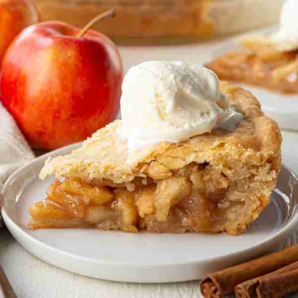 Here's what I made with that Never Fail Pie Crust I posted yesterday: an Old Fashioned Apple Pie. I...