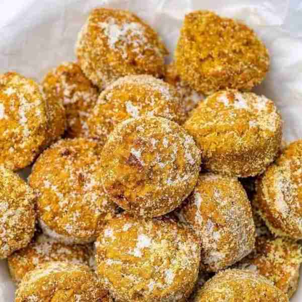 Pumpkin?! AND in DONUT (hole) form…umm. YES PLEASE. 🎃