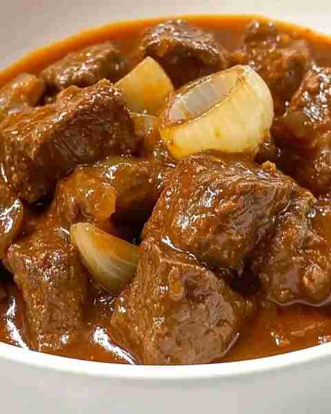 Beef Estofado Ingredients: 2 lbs (900g) beef chuck, cut into 1-inch cubes 2 tablespoons olive oil...